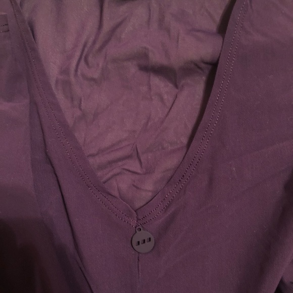 NWOT Lorna Jane active tank - Picture 3 of 4